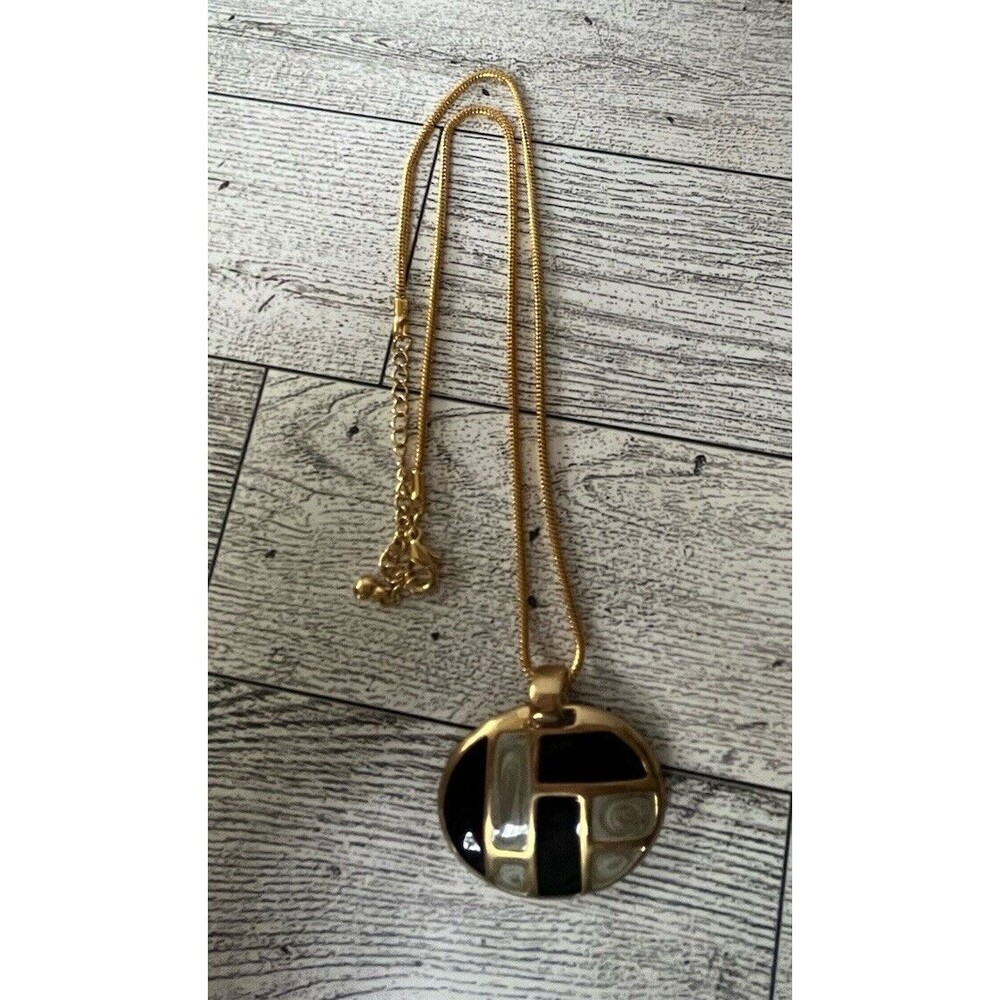 Vintage Gold Tone Enameled Pendant Necklace Grey/Black 10" Lobster Clasp
